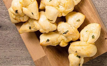 Garlic-Knots